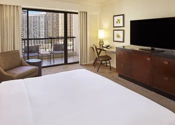 Hilton Hawaiian Village Waikiki Beach Resort hotel thumbnail 5