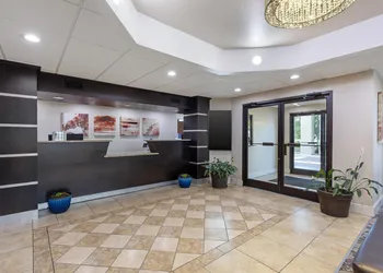 Best Western Lumberton hotel thumbnail 2