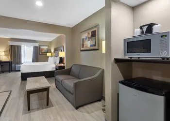 Best Western Lumberton hotel thumbnail 6