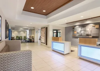 Holiday Inn Express & Suites Shawnee by IHG hotel thumbnail 2