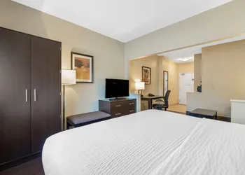 Best Western Hilliard Inn & Suites hotel thumbnail 7