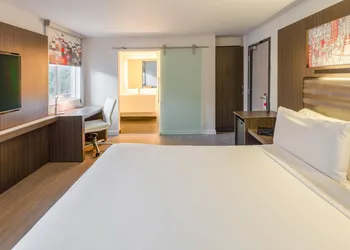 Aloft Sunnyvale hotel thumbnail 6