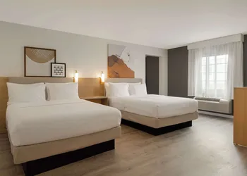 Spark by Hilton Rock Springs hotel thumbnail 7