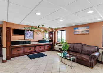 Americas Best Value Inn Torrington CT hotel thumbnail 2