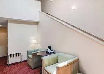 Americas Best Value Inn Torrington CT hotel thumbnail 3