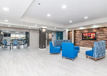 Days Inn & Suites by Wyndham Prattville-Montgomery hotel thumbnail 3