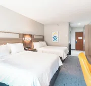 Holiday Inn Express Hotel & Suites St. Robert by IHG hotel detail image 3