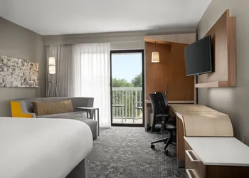 Courtyard by Marriott Lafayette Airport hotel thumbnail 6