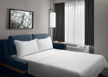 Courtyard by Marriott Pittsburgh University Center hotel thumbnail 5