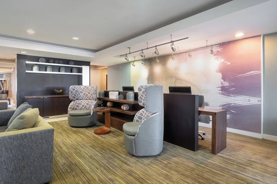 Courtyard by Marriott Princeton hotel detail image 2