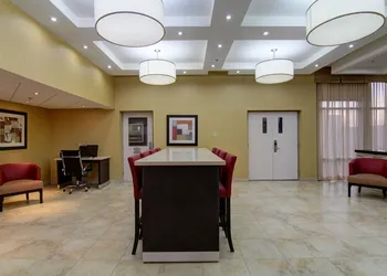 Best Western Plus Bowmanville hotel thumbnail 6