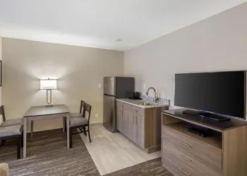 SureStay Plus Hotel by Best Western Price hotel thumbnail 8