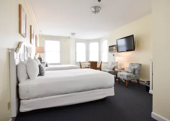 Island House Hotel hotel thumbnail 8
