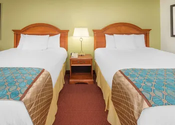 Baymont by Wyndham Orangeburg North hotel thumbnail 7