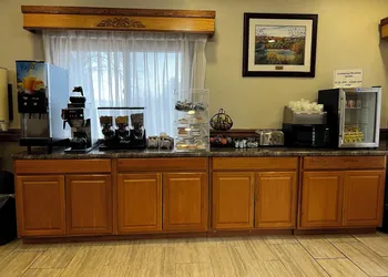Travelodge by Wyndham Ishpeming/Marquette hotel thumbnail 4