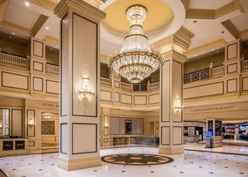 Horseshoe Bossier City Hotel & Casino - A Caesars Rewards Destination hotel thumbnail 2