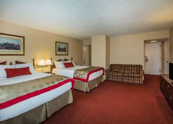 Ramada by Wyndham Ligonier hotel thumbnail 5