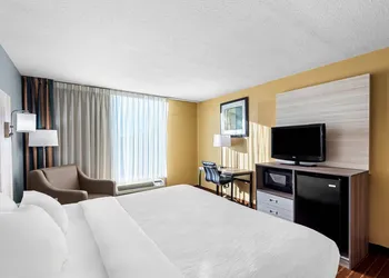 Quality Inn Fort Dodge hotel thumbnail 6