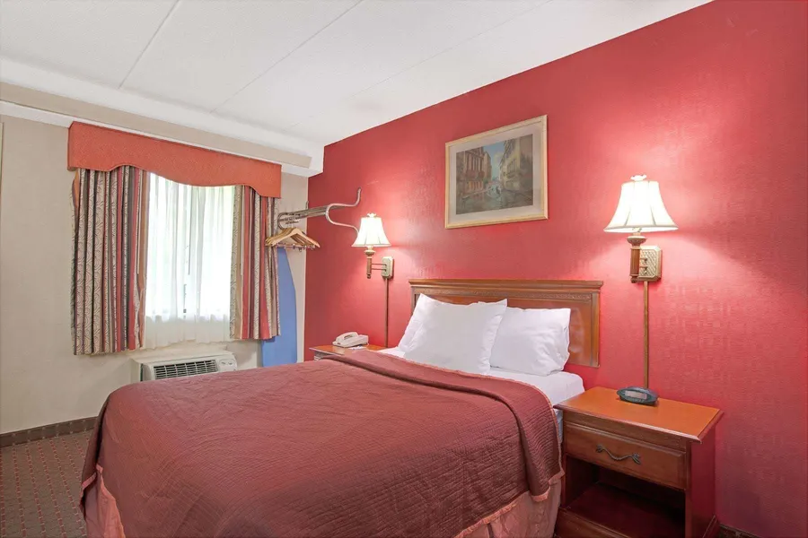 Travelodge by Wyndham Parsippany hotel detail image 6