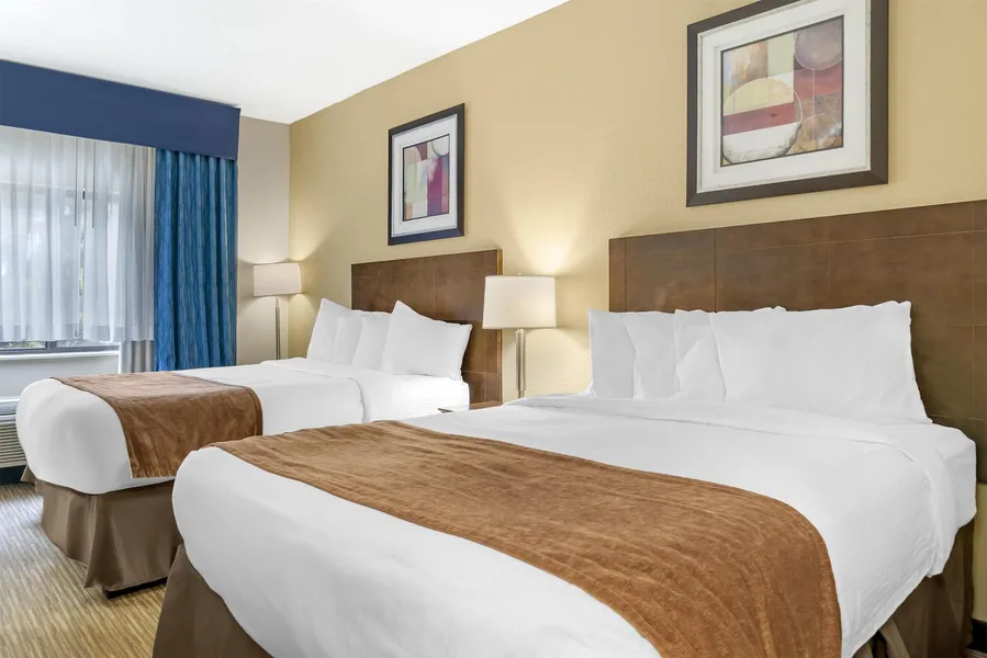 Best Western Port Huron Blue Water Bridge hotel detail image 6