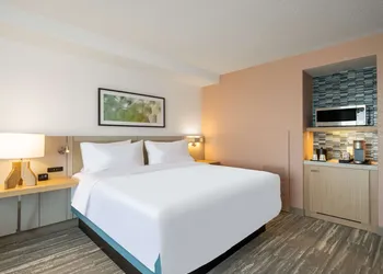 Hilton Garden Inn Toledo Downtown hotel thumbnail 7