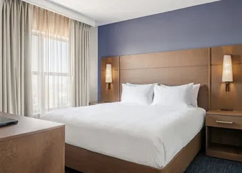 Residence Inn by Marriott Chicago Naperville/Warrenville hotel thumbnail 5