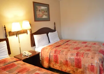 Knights Inn Greenville, TX hotel thumbnail 7