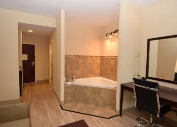 Cicero Grand - Syracuse North hotel thumbnail 7