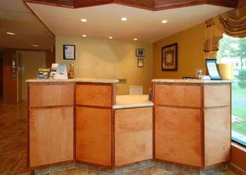 Quality Inn Vineland hotel thumbnail 2