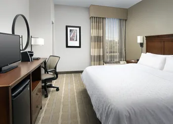 Holiday Inn Express Boston North-Woburn by IHG hotel thumbnail 6