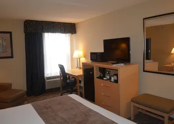 SureStay Plus Hotel by Best Western Roanoke Rapids I-95 hotel thumbnail 6