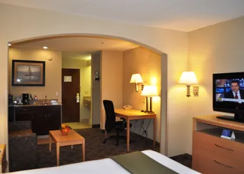 SureStay Plus Hotel by Best Western Roanoke Rapids I-95 hotel thumbnail 8