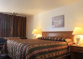 Rodeway Inn Albany hotel thumbnail 7