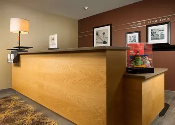 Hampton Inn & Suites San Antonio Northwest/Medical Center hotel thumbnail 3
