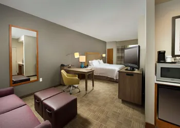 Hampton Inn & Suites San Antonio Northwest/Medical Center hotel thumbnail 7