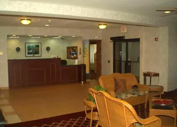 Baymont by Wyndham New Buffalo hotel thumbnail 2