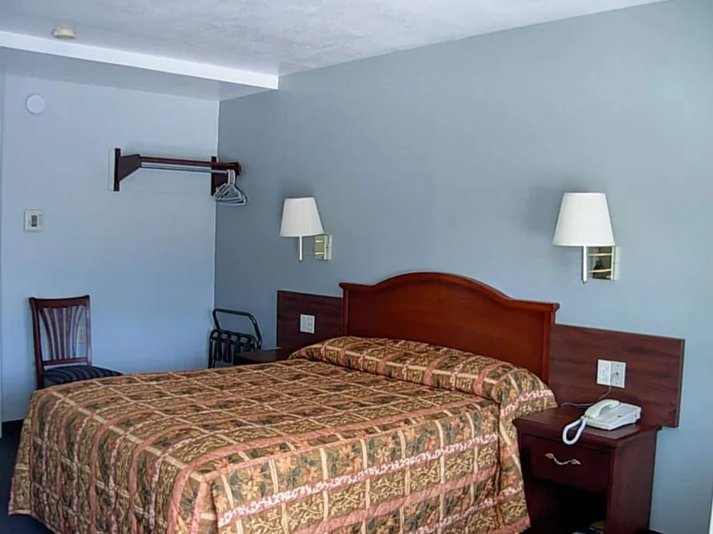 Economy Inn hotel detail image 6