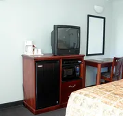 Economy Inn hotel detail image 7