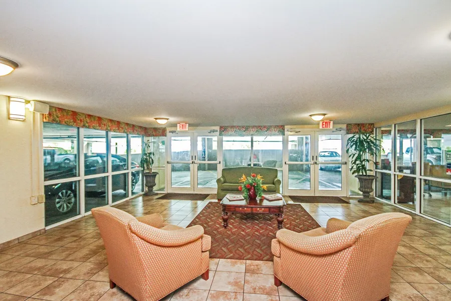 Bahama Sands Luxury Condominiums hotel detail image 2