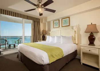 Bahama Sands Luxury Condominiums hotel thumbnail 6