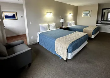West Coast Motel hotel thumbnail 8