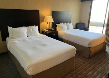 Wyndham Garden Schaumburg Chicago Northwest hotel thumbnail 6
