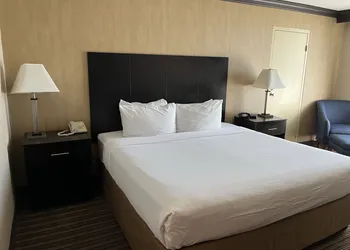 Wyndham Garden Schaumburg Chicago Northwest hotel thumbnail 8