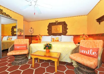 Blue Seas Courtyard hotel thumbnail 3
