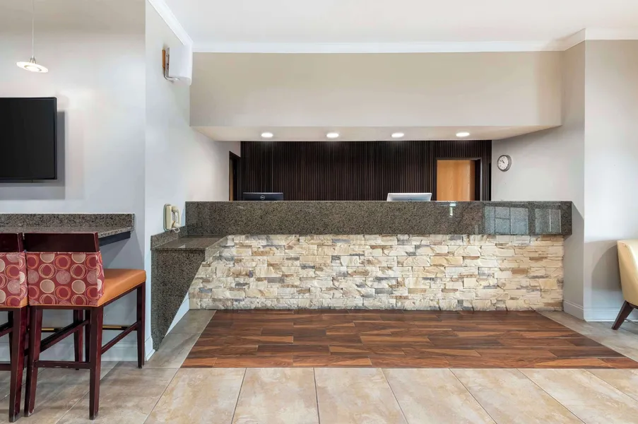 Best Western Plus Albert Lea I-90/I-35 Hotel hotel detail image 2