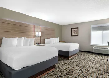 Best Western Plus Albert Lea I-90/I-35 Hotel hotel thumbnail 6