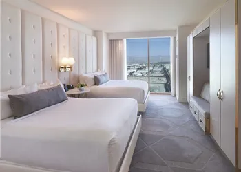 W Las Vegas hotel thumbnail 7