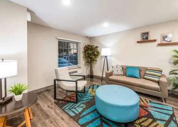 WoodSpring Suites Columbus West - Hilliard hotel thumbnail 5