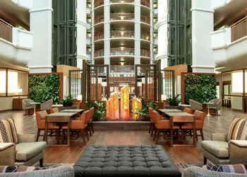 Embassy Suites by Hilton Convention Center Las Vegas hotel thumbnail 2
