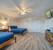 Camelot Beach Suites hotel detail image 4
